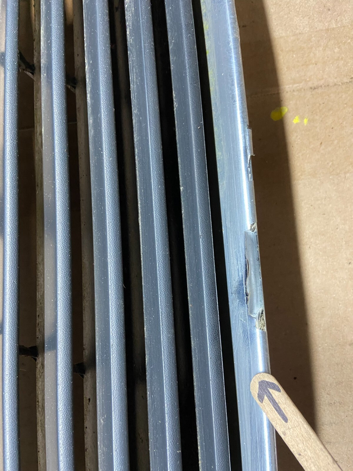 2002 2003 Mitsubishi Lancer Front Upper Radiator Grille Grill OEM C8494 DG14