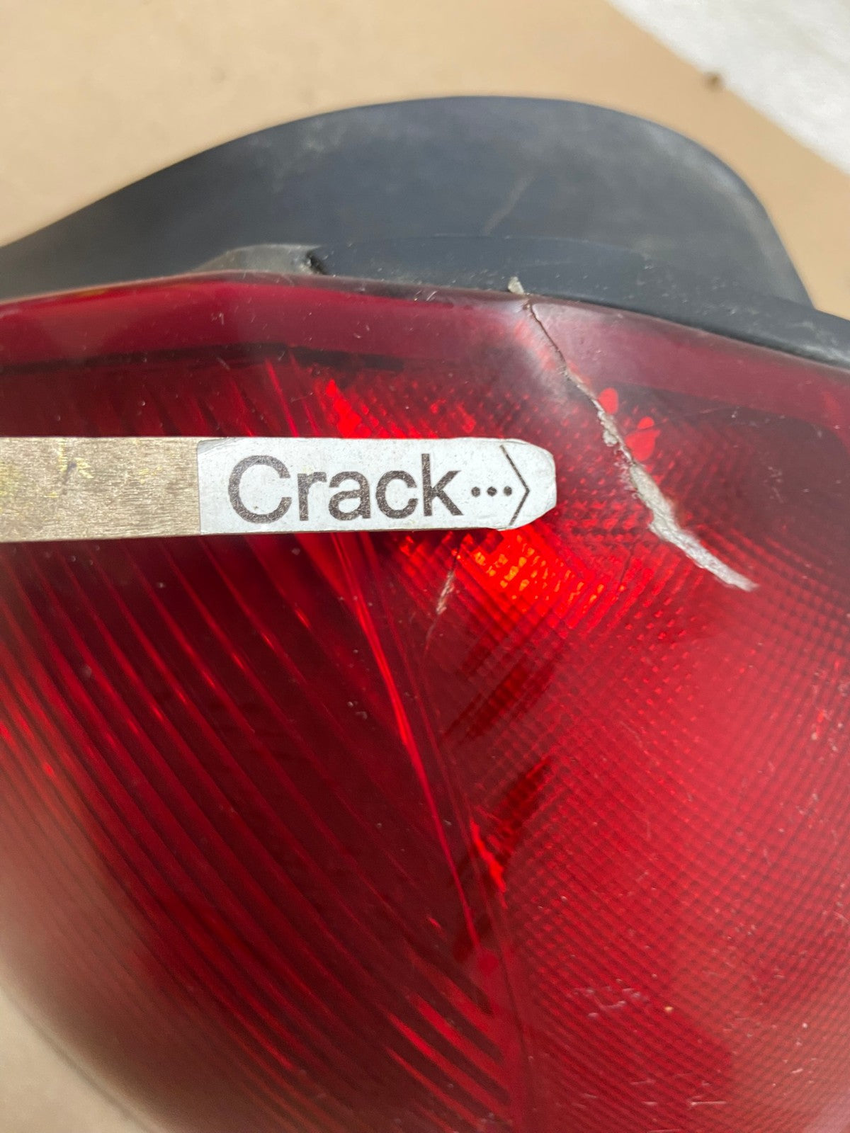 2000 to 2003 Ford Taurus Right Passenger Rh Side Tail Light AF4736 LK5