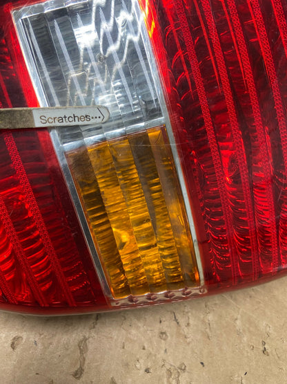 2005 to 2008 Kia Sportage Left Driver Side LH Side Tail Light AG1411 LK3