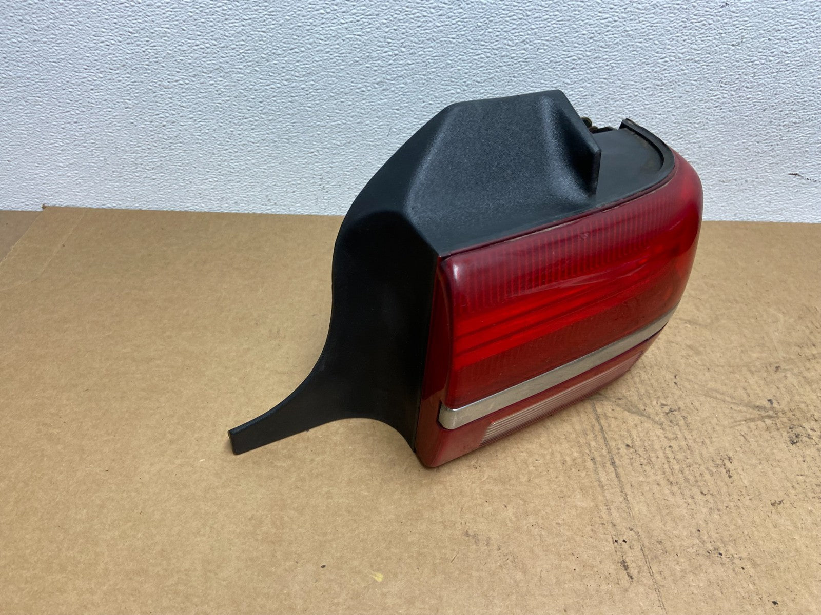 1994 Lincoln Continental Right Passenger Rh Side Tail Light Oe AC2912 DG2