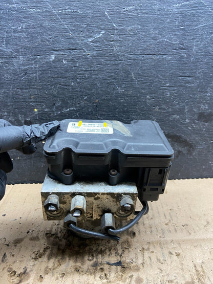 2011 - 2014 Ford E250 E350 Van ABS Anti Lock Brake Pump Module q6124 DG2