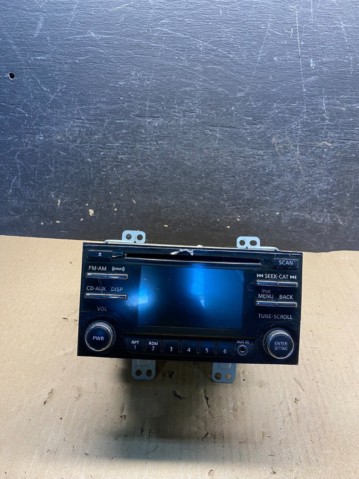 2013 to 2015 Nissan Rogue 28185-1VX0A Radio Receiver AM FM CD AI7224 DW0