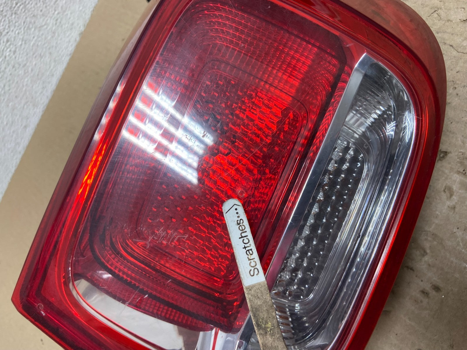 No Led Trim 2013-2015 Chevrolet Malibu Right Passenger Side Tail Light AE9836 LK3
