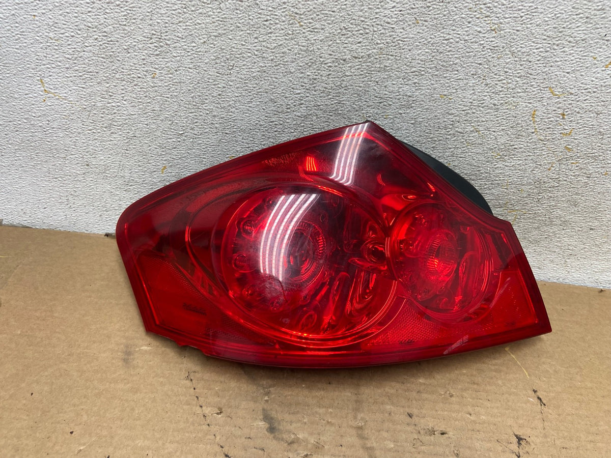 2007 to 2013 Infiniti G35 G37 Sedan Left Driver LH Side Tail Light AH4292 LK0