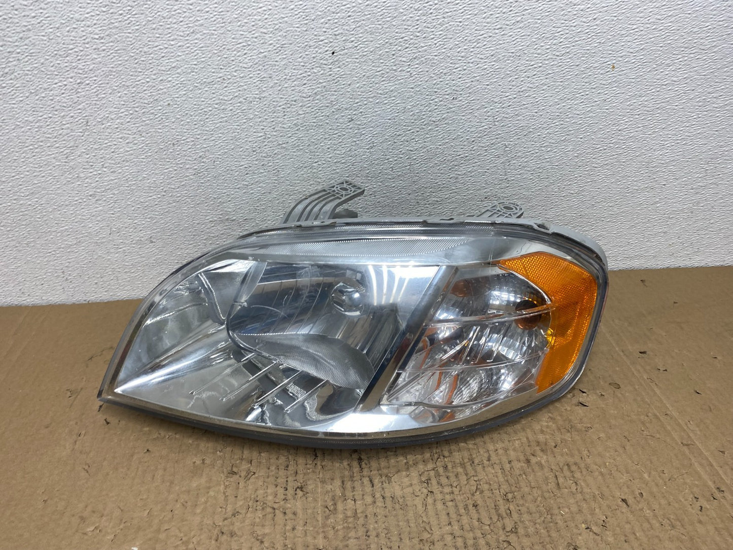 2007 - 2011 Chevrolet Aveo Ntbk Left Driver LH Headlight Halogen AC4082 DW0