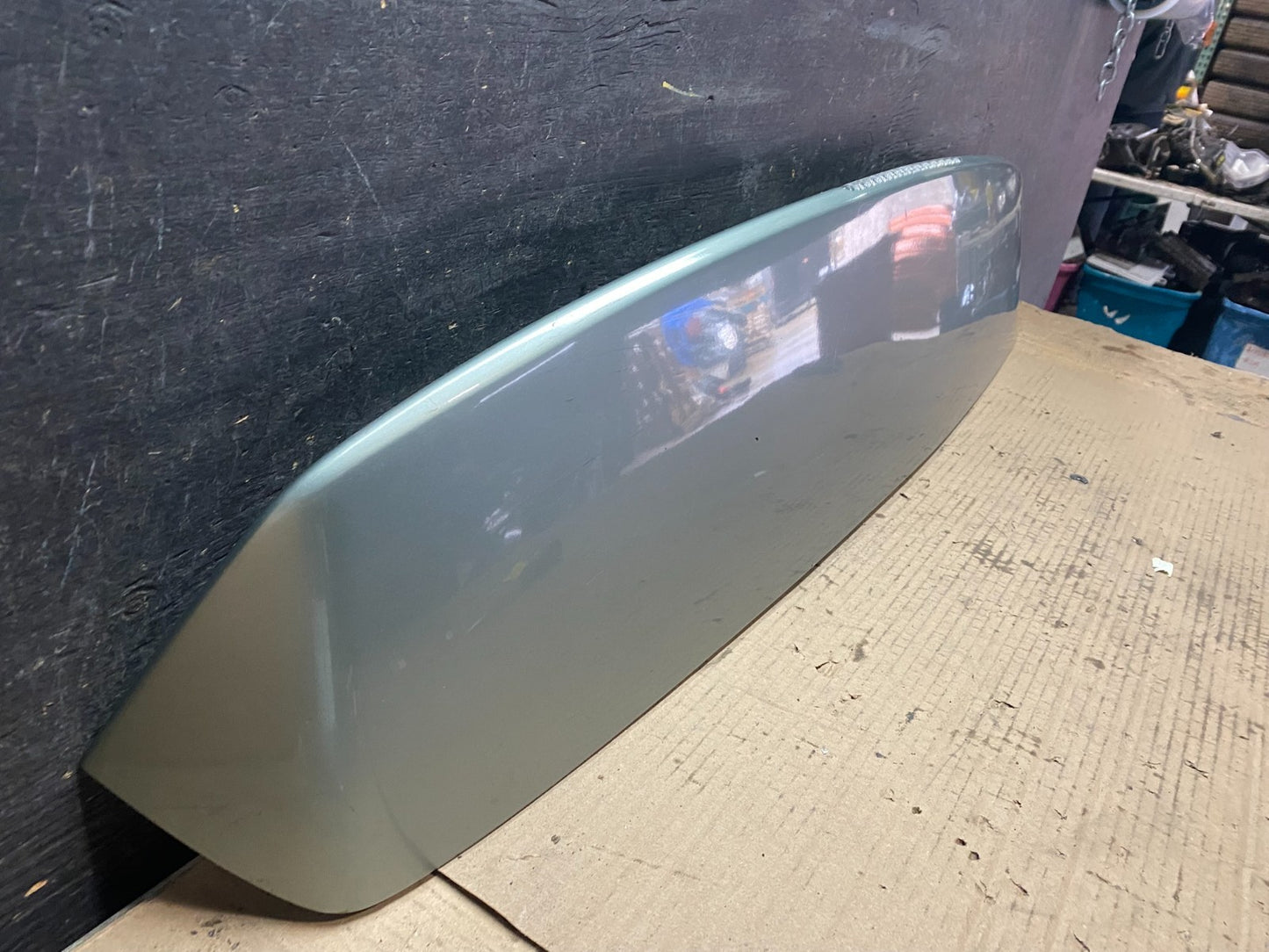 2006 to 2007 Subaru Tribeca B9  Rear Spoiler Wing U8150 DG2