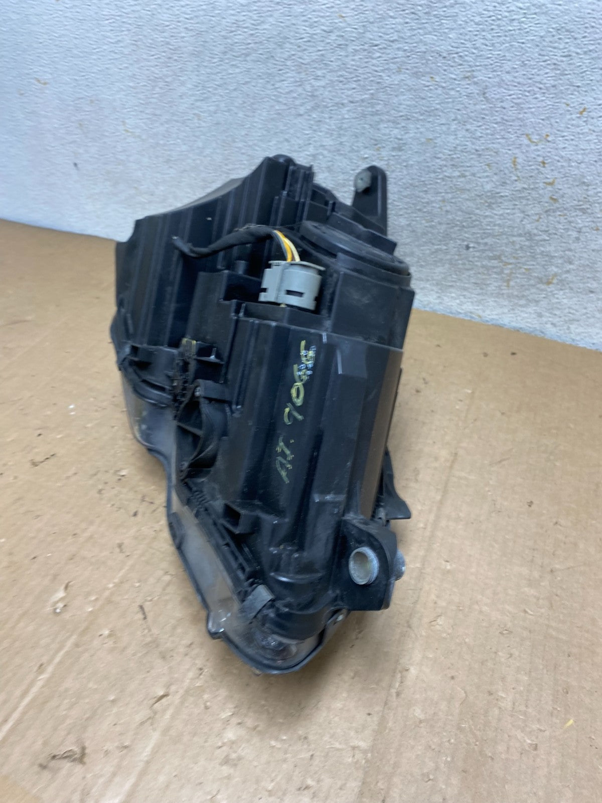 2012 to 2015 Mercedes Benz C250 Coupe Left Driver LH Side Headlight AI9066 DW7
