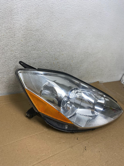 2006 to 2010 Toyota Sienna Right Passenger Rh Side Headlight Halogen AH8248 DW2