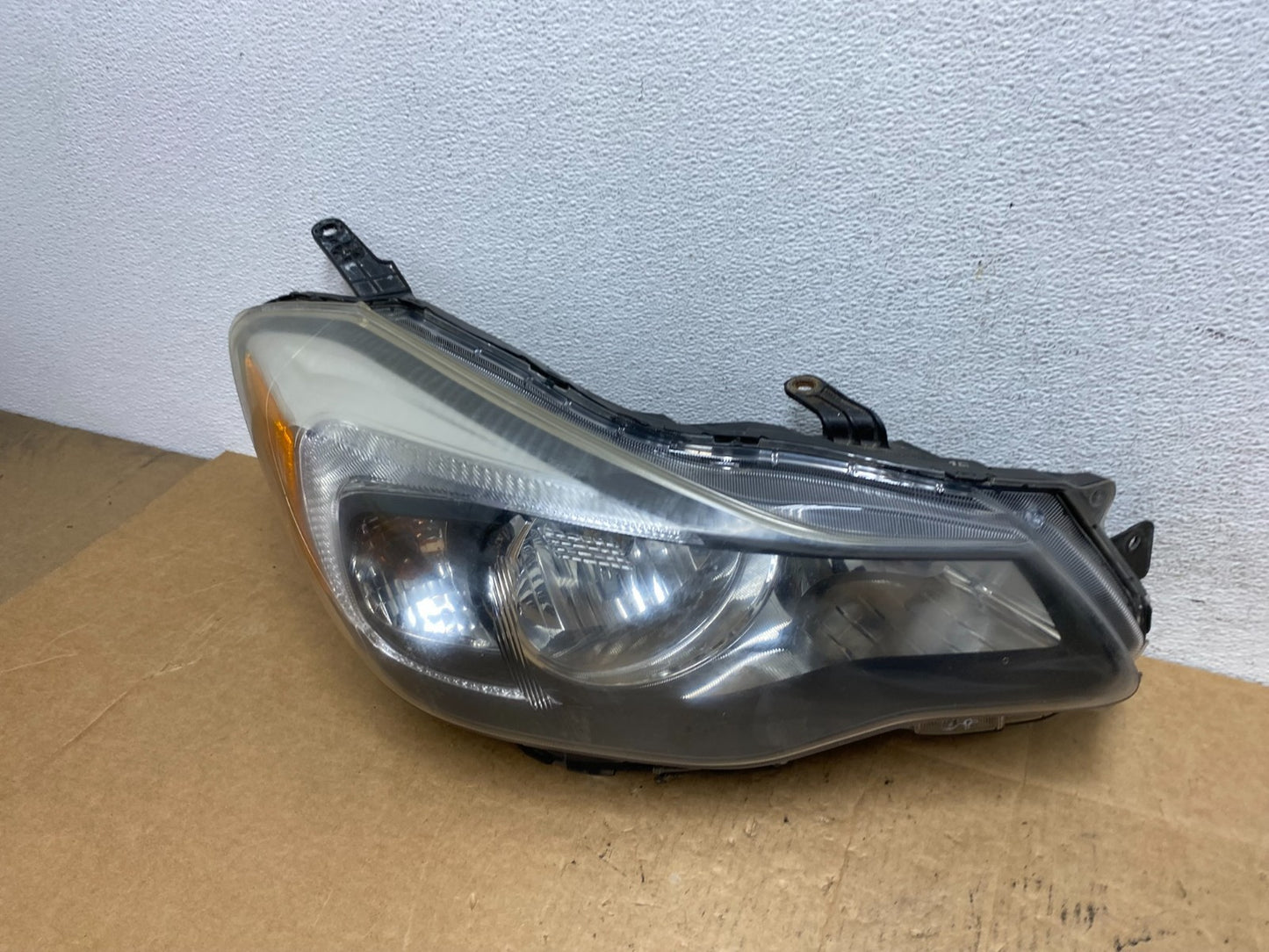 2012-2016 Subaru Impreza Crosstrek Right Passenger Halogen Headlight AD46661