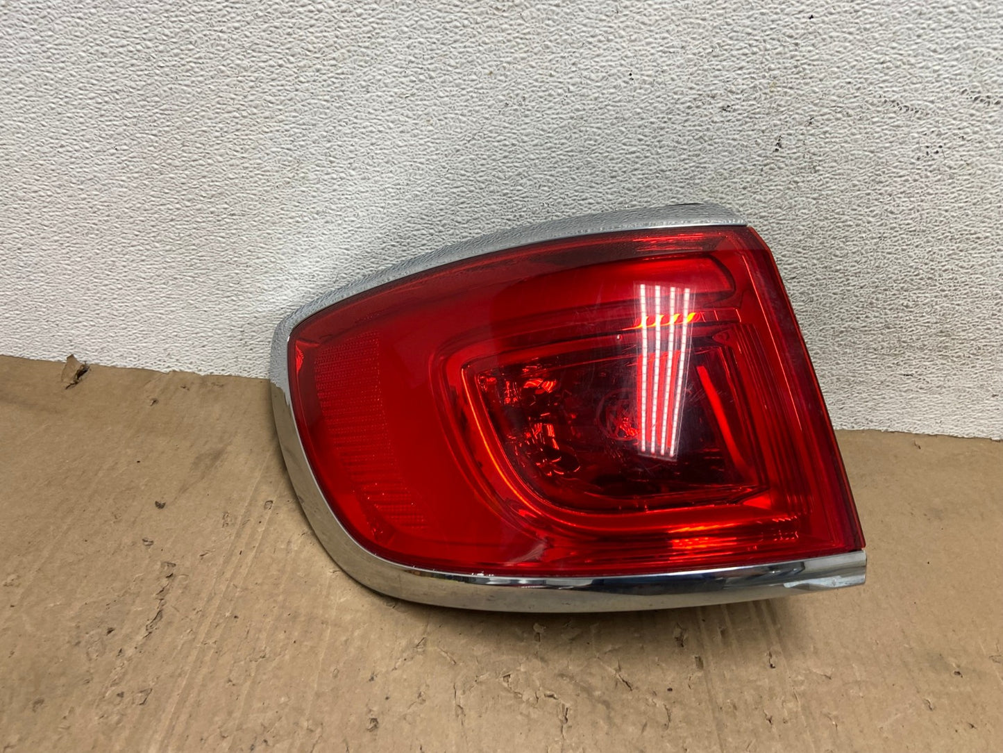 2013 to 2017 Buick Enclave Left Driver Side Tail Light AE9303 LK0