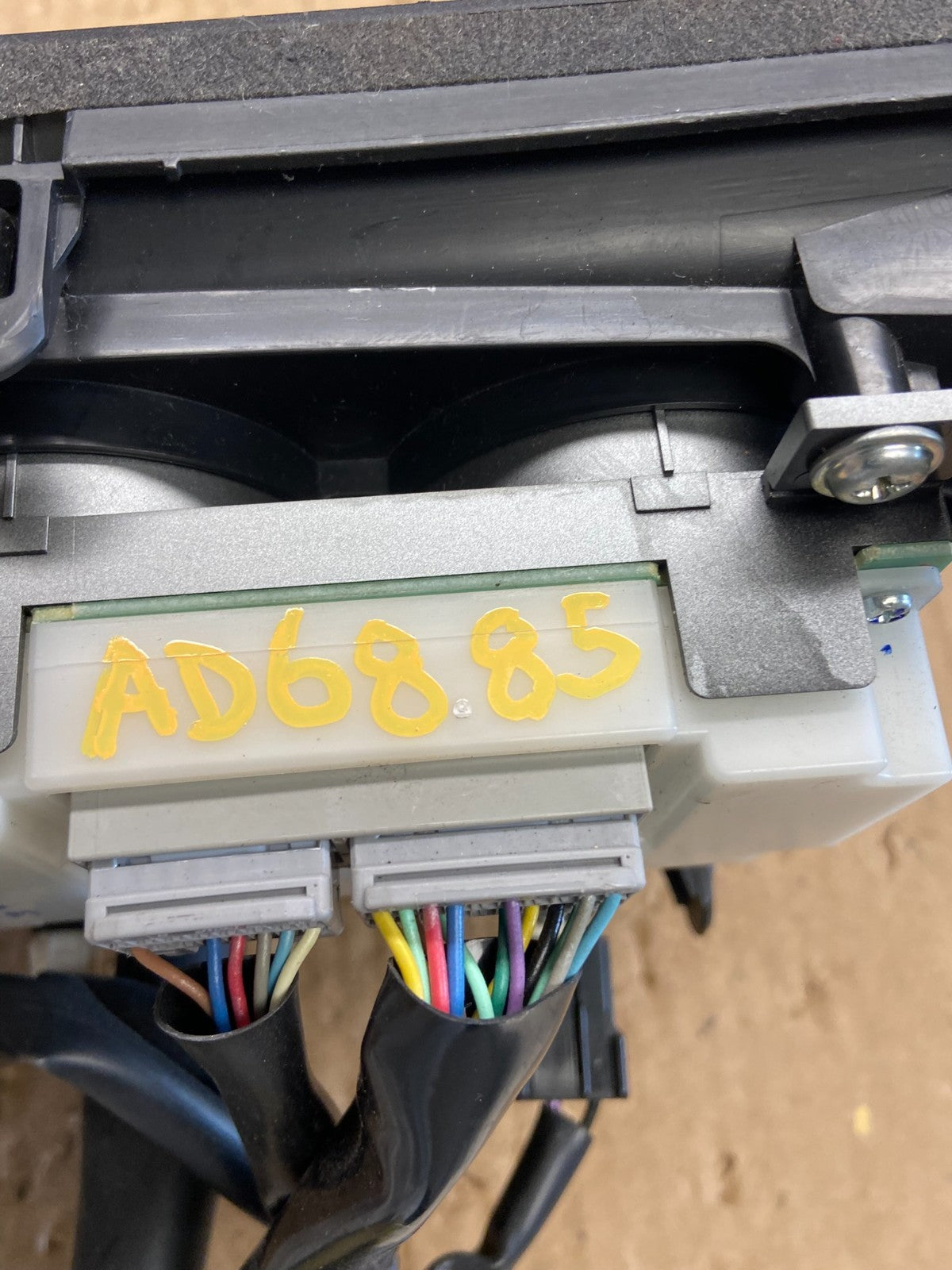 2011 to 2015 Nissan Rogue Heater Temperature AC Climate Control ad6885 DG5