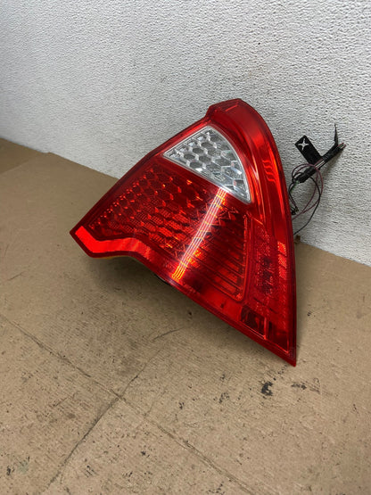 2010 2011 2012 Ford Fusion Right Passenger Side Tail Light AF5127 LK1