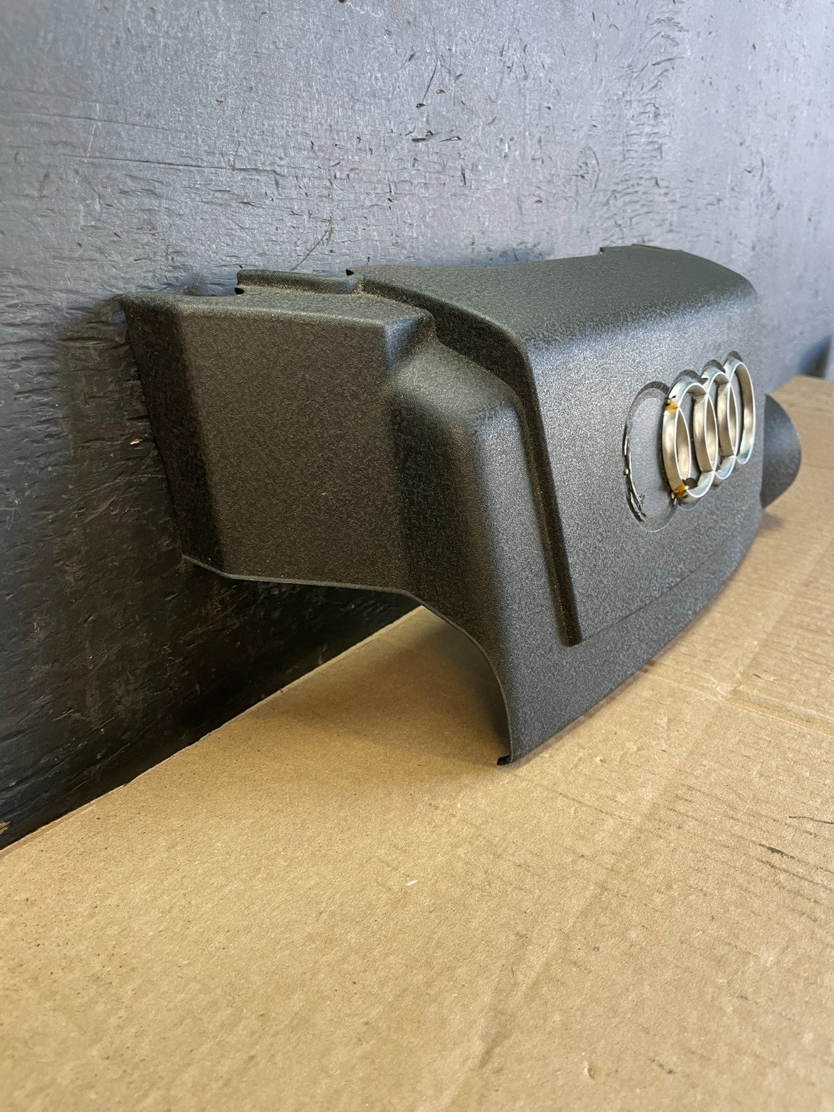 2005 to 2008 AUDI A6 4.2L Engine Black Cover Trim 079103926c OEM AC2344 DG1