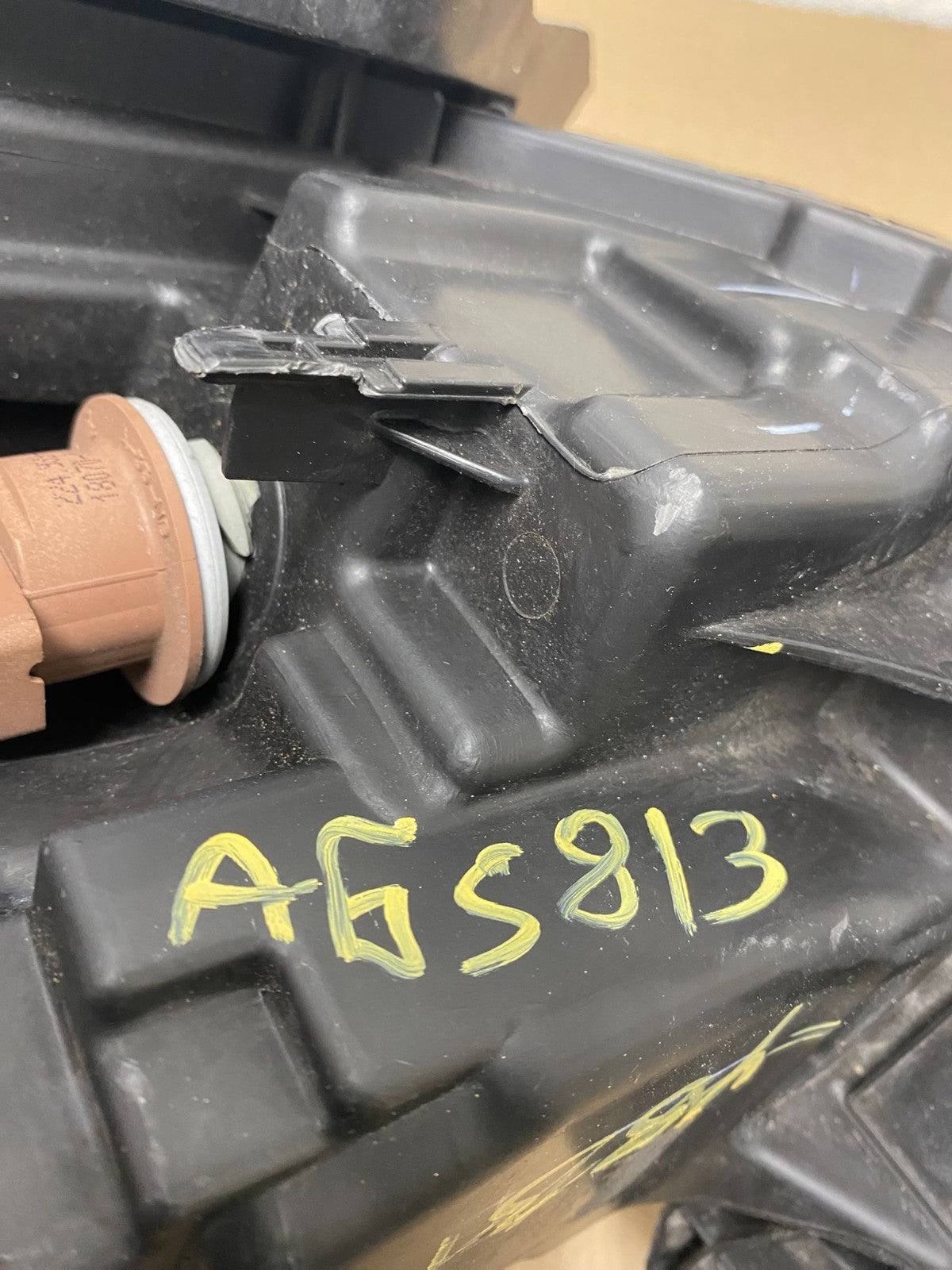 2016 - 2018 Nissan Sentra Front Right Passenger RH Halogen Headlight AG5813 DW13