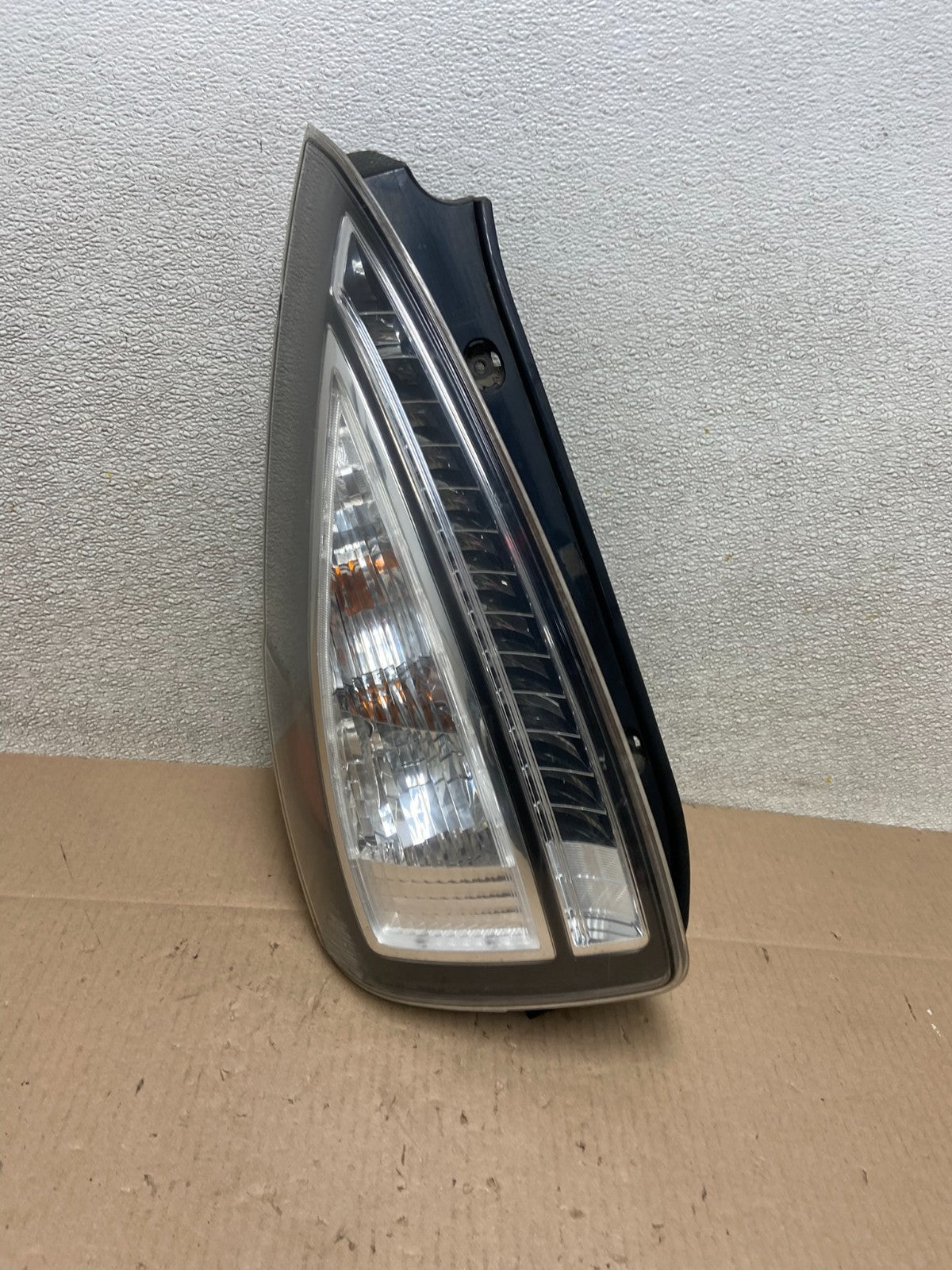 2008 2009 2010 Mazda 5 Left Driver LH Side Tail Light OEM Z3965 DW0