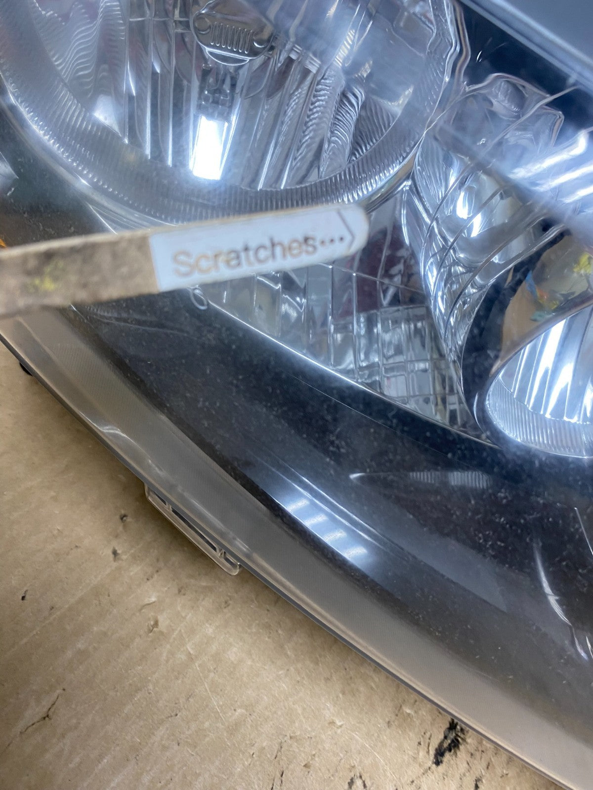 2011-2013 Jeep Grand Cherokee Left+Right Halogen Headlights AG2404 DW4