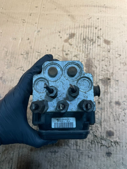 2004 2007 Ford E250 E350 Econoline Anti-Lock ABS Antilock Brake Pump v2137 DG4