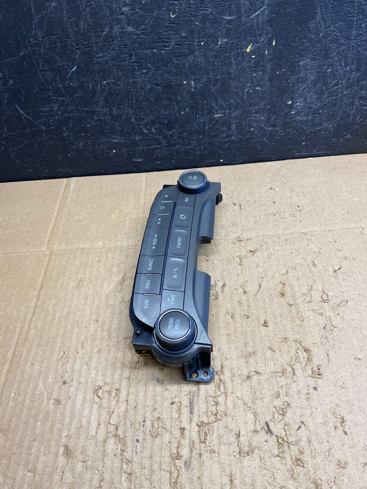 2013 2014 2015 Chevrolet Malibu AM FM Radio Control Panel AD2034 DG2