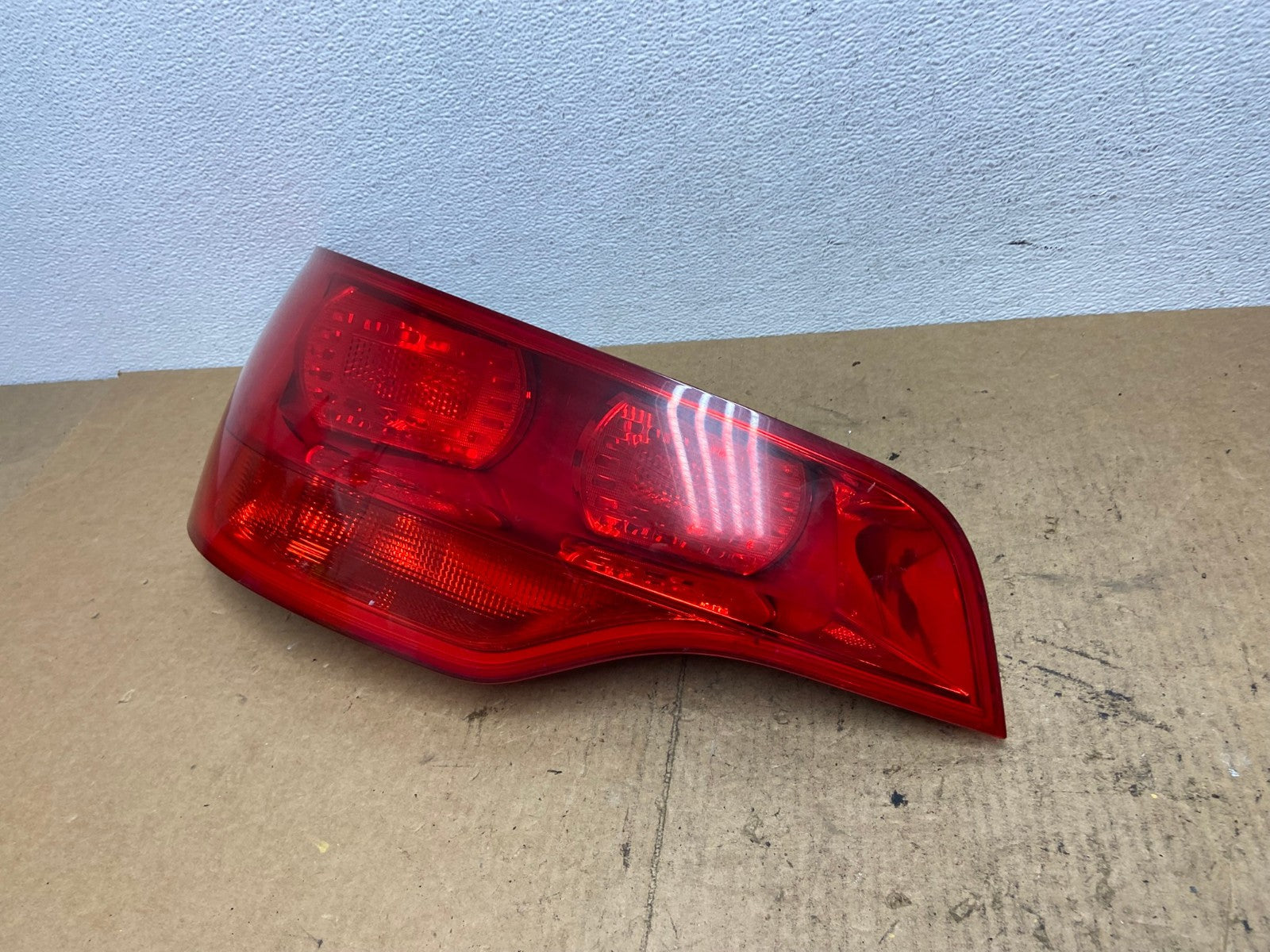 2007 2008 2009 Audi Q7 Left Driver Lh Side Tail Light Oem AC3650 LK1