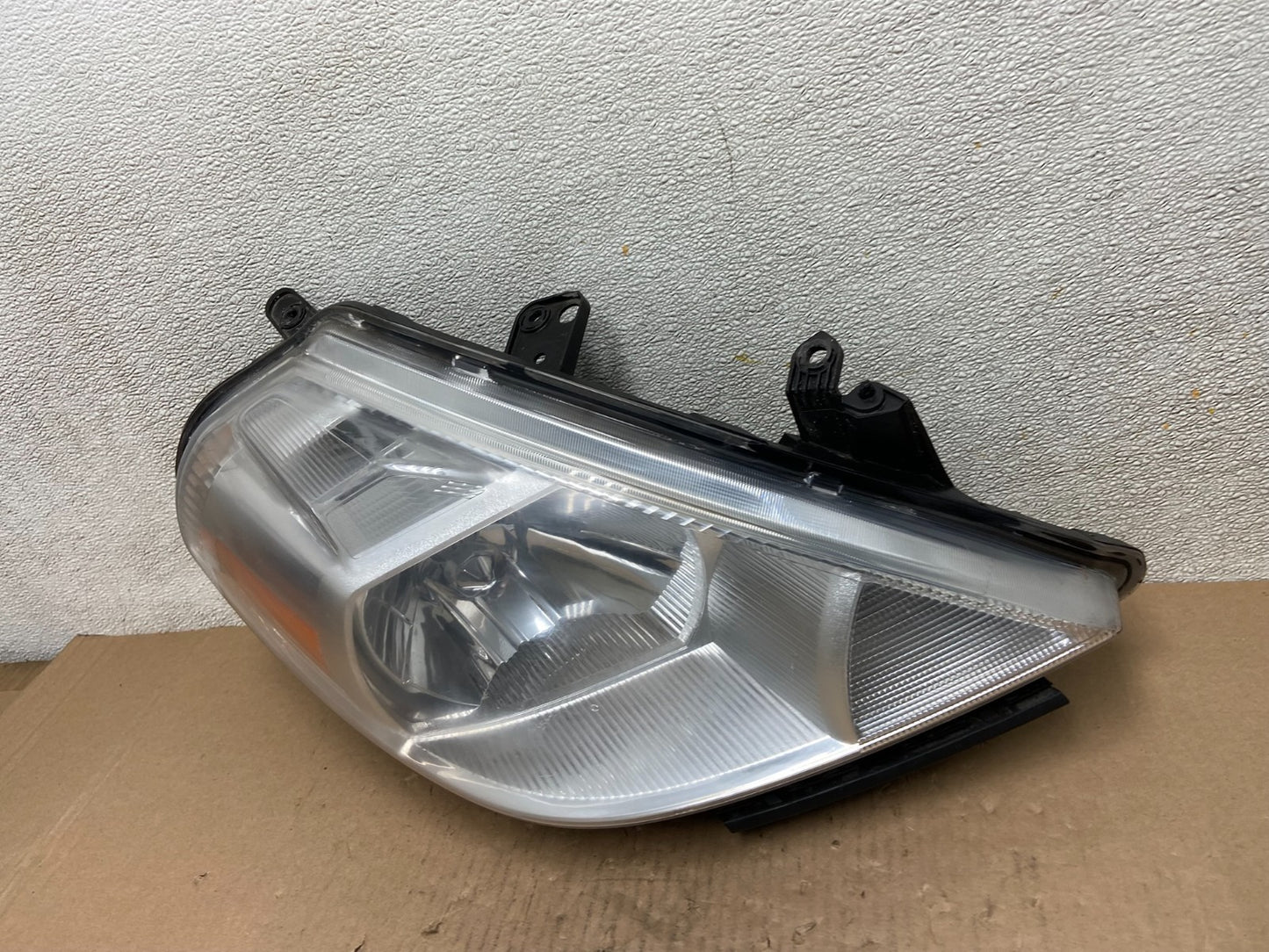 2008 to 2012 Nissan Versa Headlight Right Passenger Rh Side AB5995 DW1