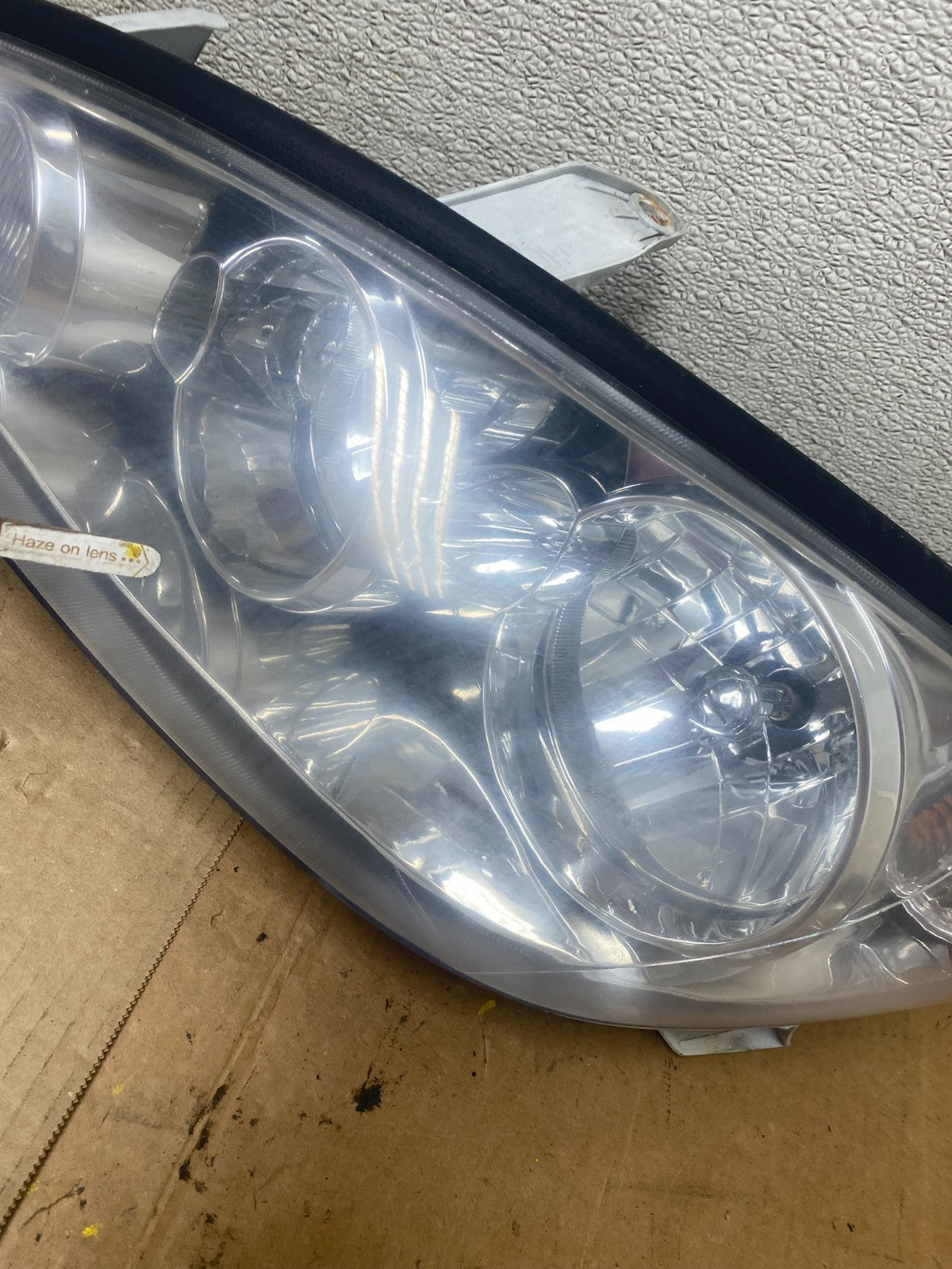2005 to 2006 Toyota Camry Left+Right Side Set Halogen Headlights U2884 DW7