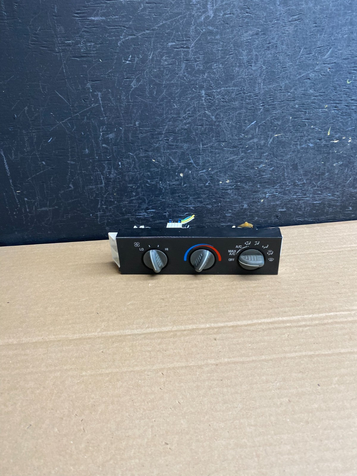 2001 - 2007 GMC Chevrolet Express 1500 Climate Control A/C AF9994 DG0