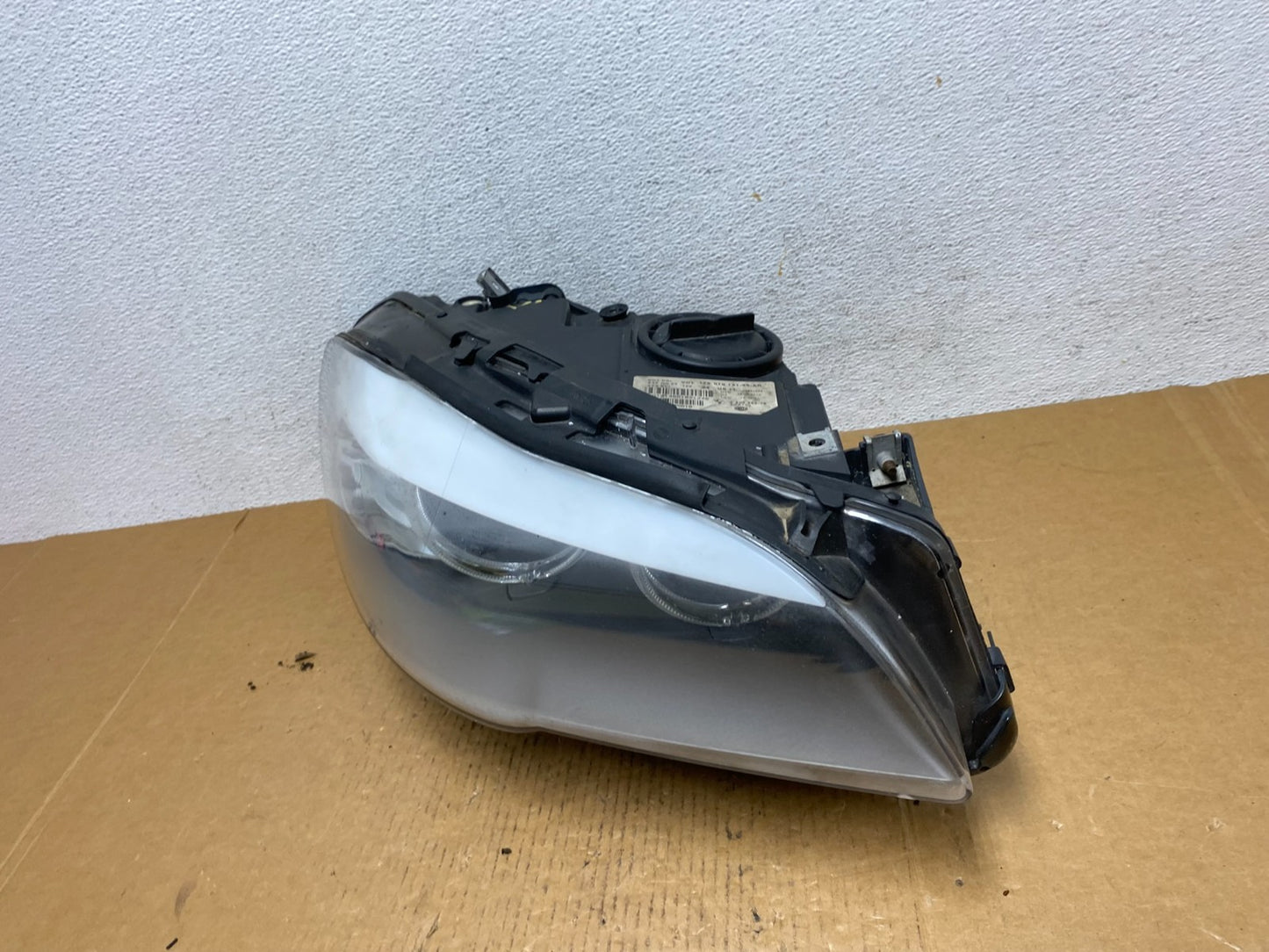 2011-2013 BMW 5 Series F10 Right Passenger Xenon HID AFS Headlight AD9256 DW1