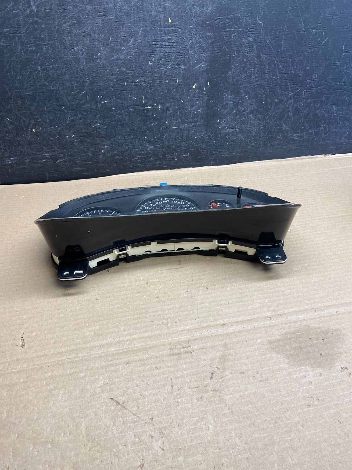 2002 to 2005 Chevrolet Trailblazer Speedometer Cluster Gauge AH1424 PS4