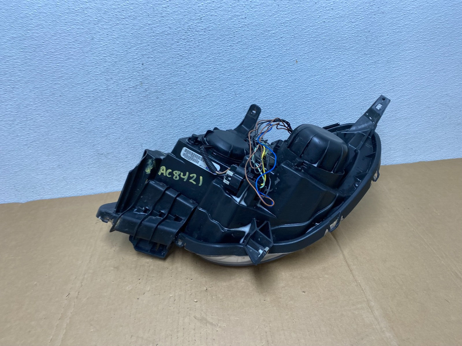 2010 - 2015 Chevrolet Equinox Halogen Headlight Right Passenger Side AC8421 DW5