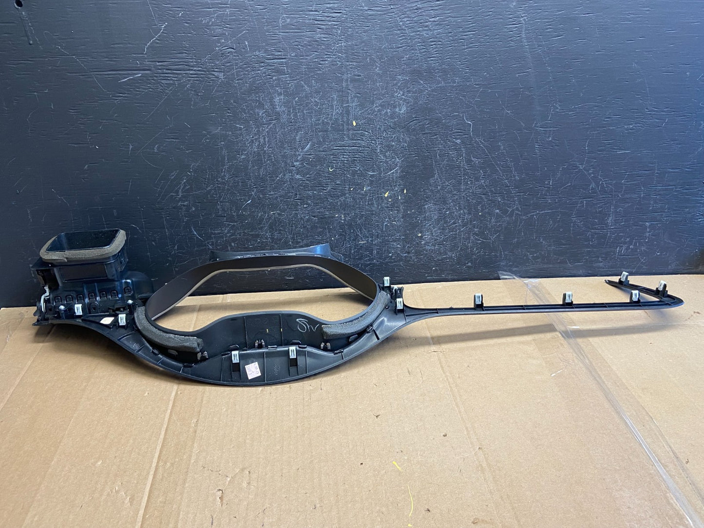 2015-2017 Chrysler 200 Speedometer Cluster Dash Bezel Trim W/ Vent ad2131 DG2