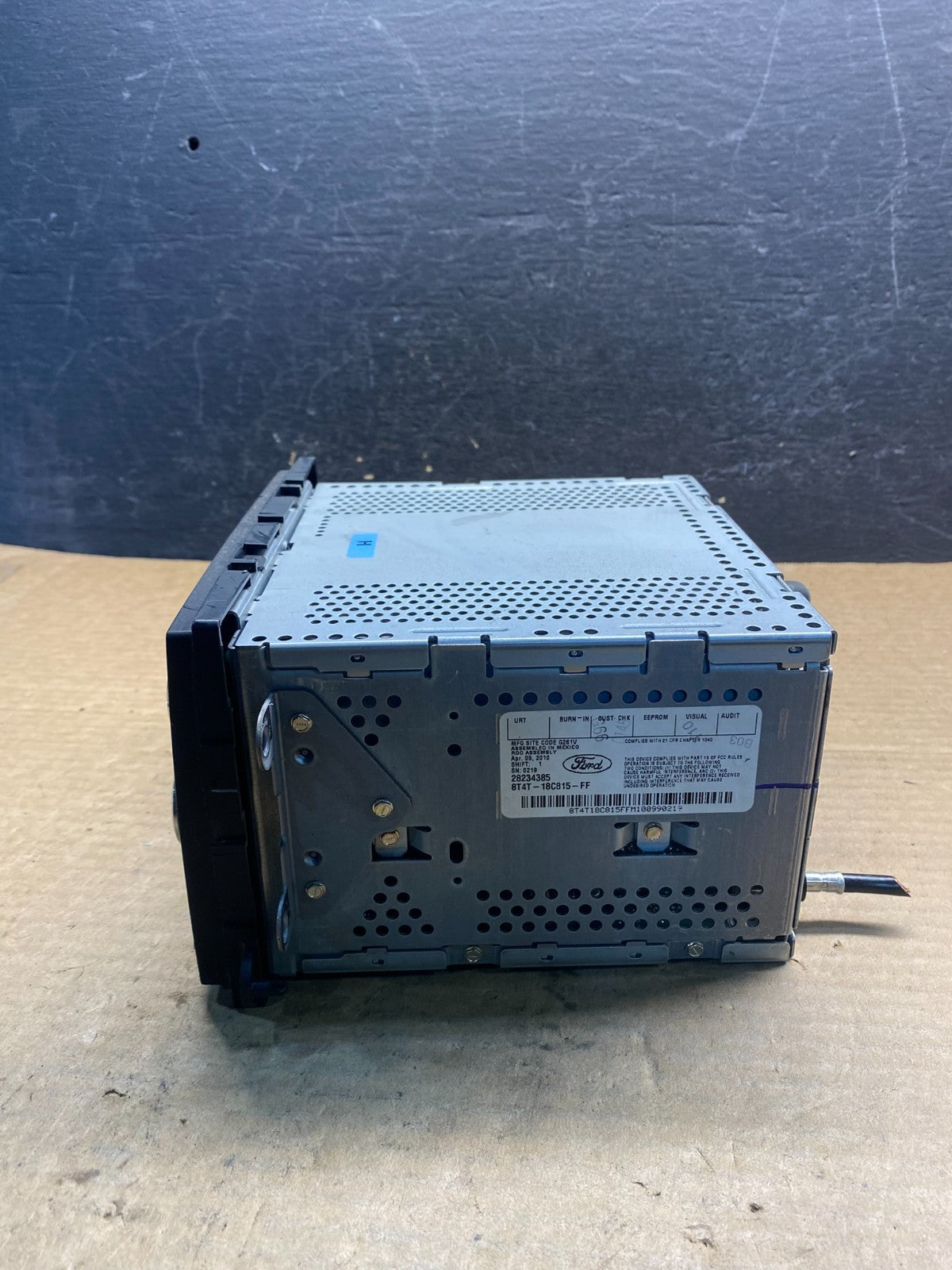 2009 2010 Ford Edge AM FM Radio Stereo Receiver CD Player af7850 DG1