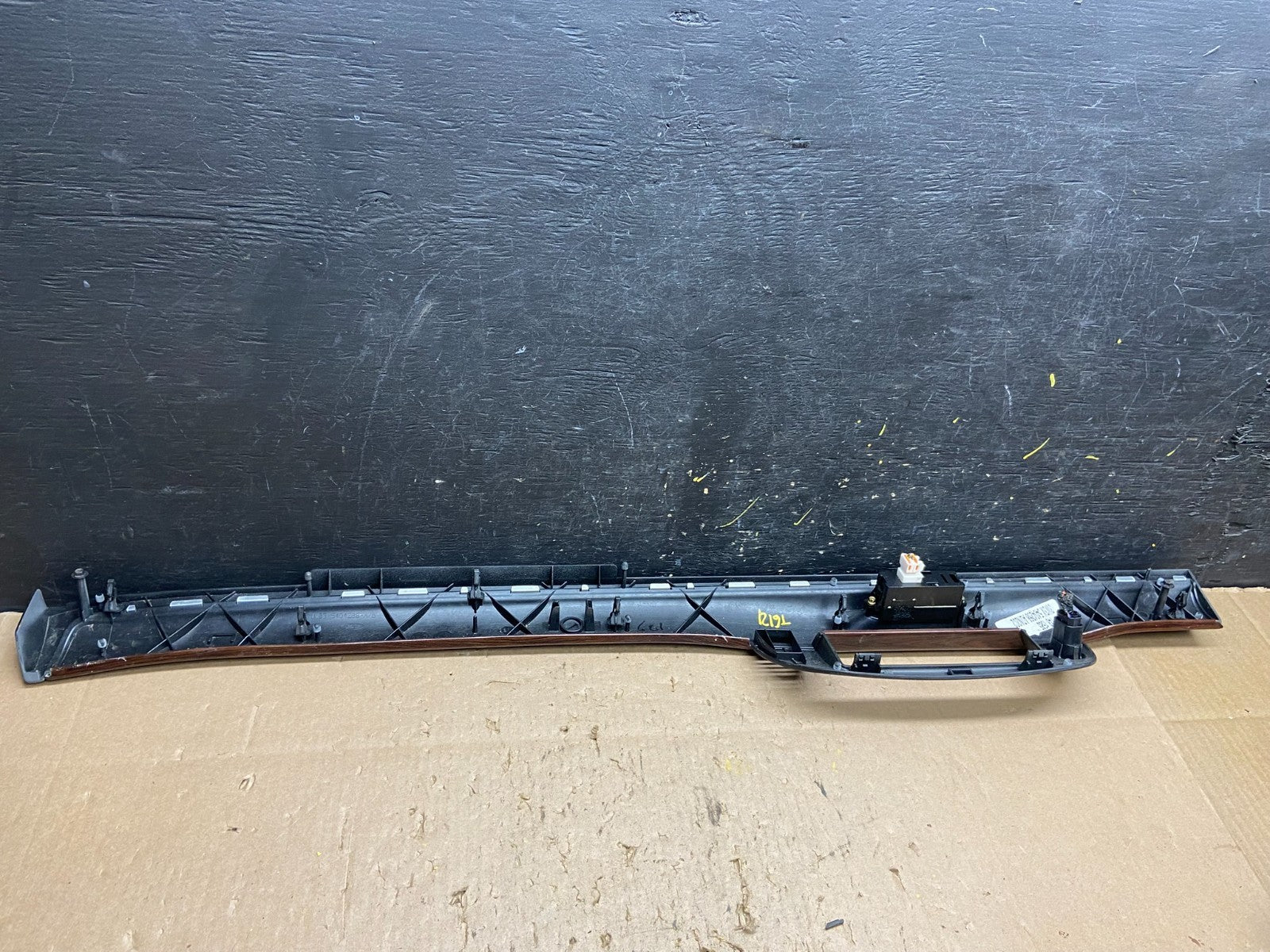 1998 - 2002 Mercury Grand Marquis Center Console Dash Panel Clock Bezel t6121 DG4