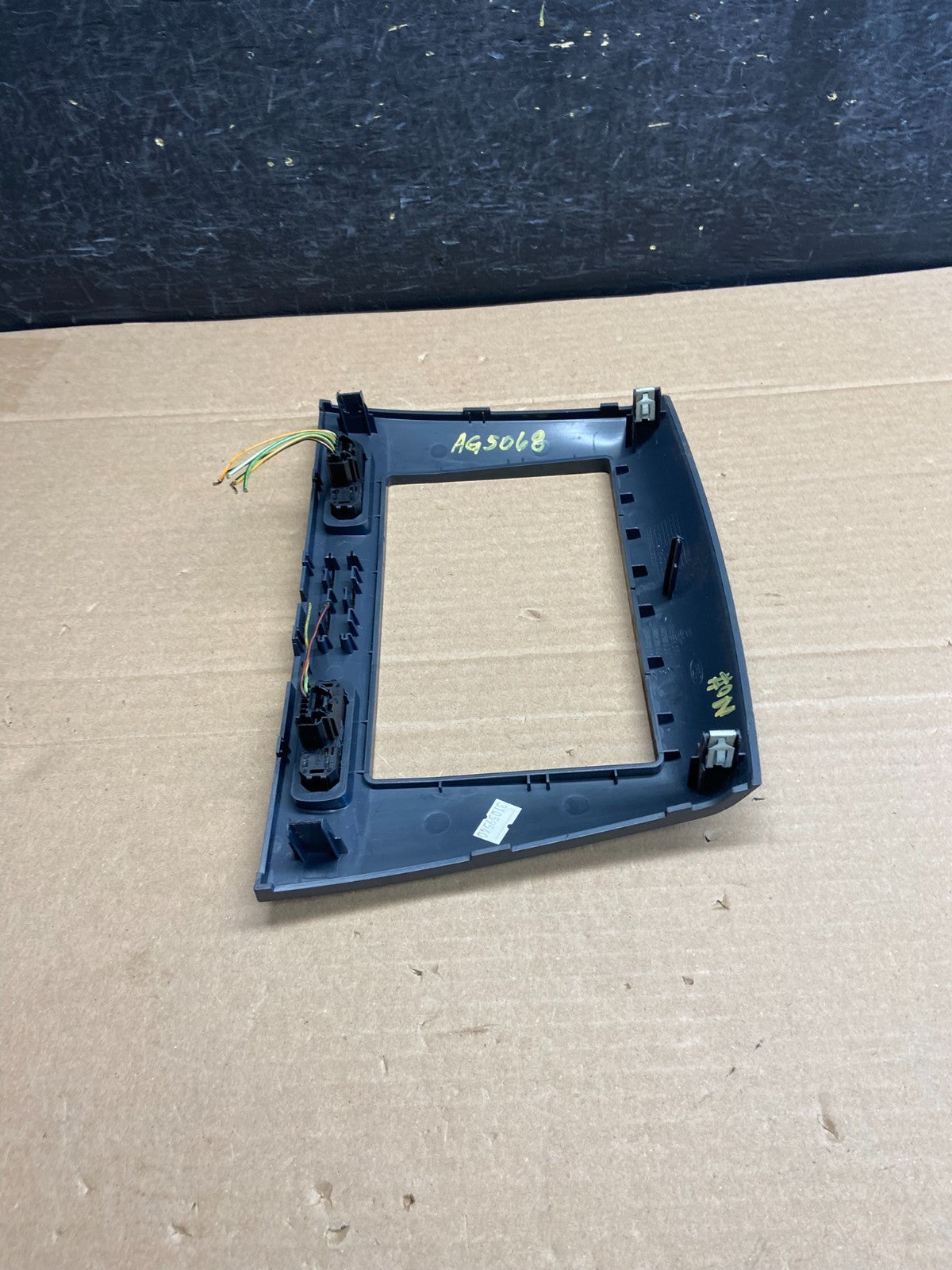 2010 to 2013 Ford Transit Connect Dash Radio Bezel AG5068 DG2