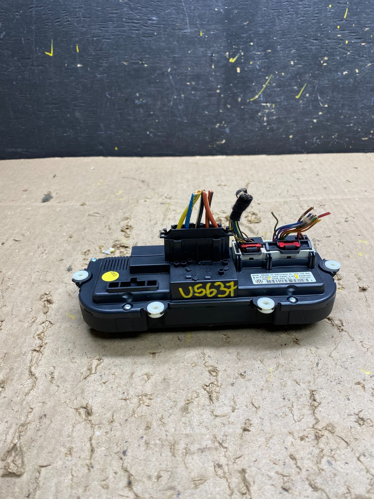 2009 - 2011 Volkswagen CC Center Climate Control Panel AC Heater u5637 DG5