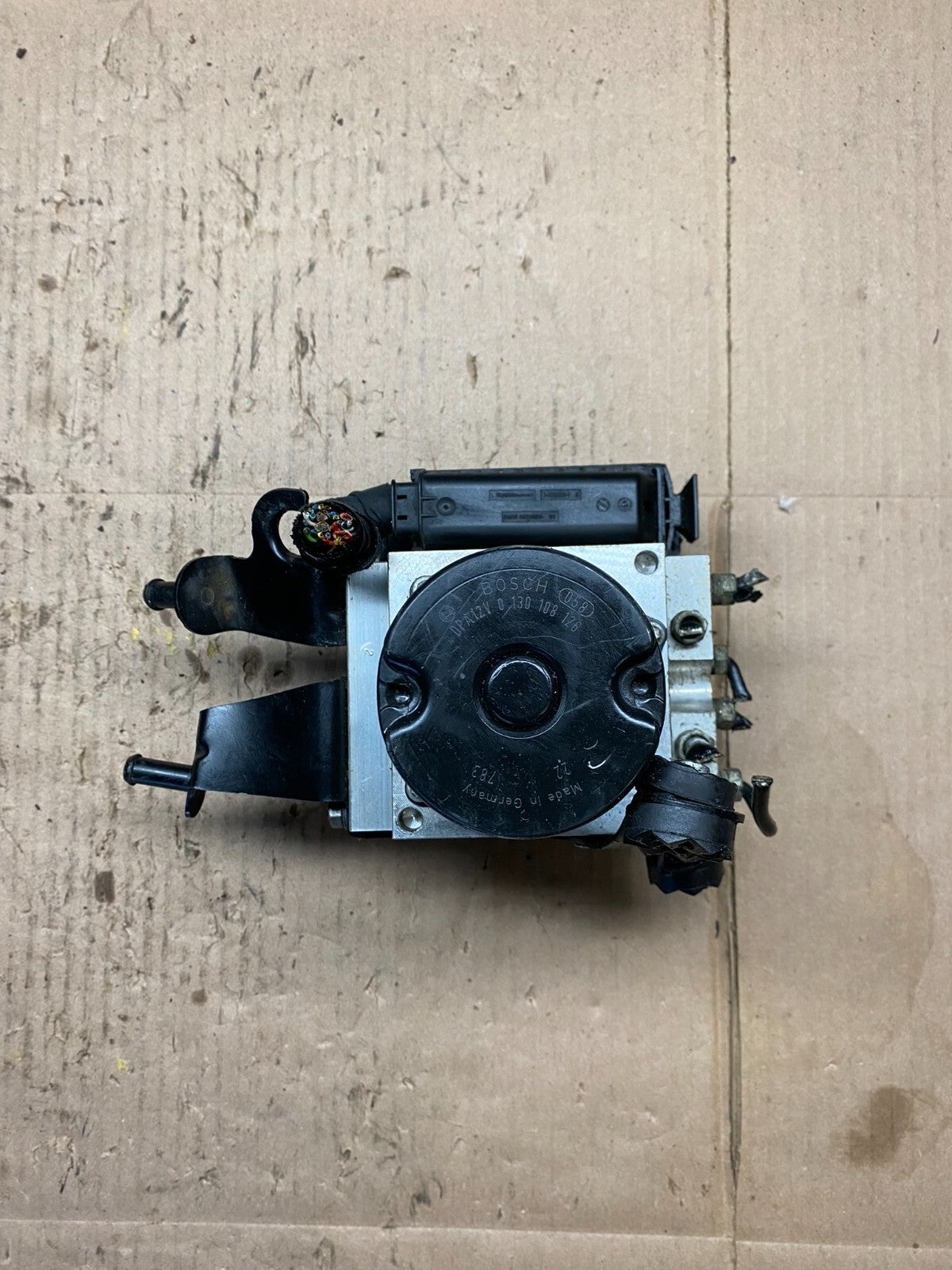 2008 to 2010 BMW 5-Series ABS Anti-Lock Brake Pump 3451 6780647-01 OEM C2244 DG15