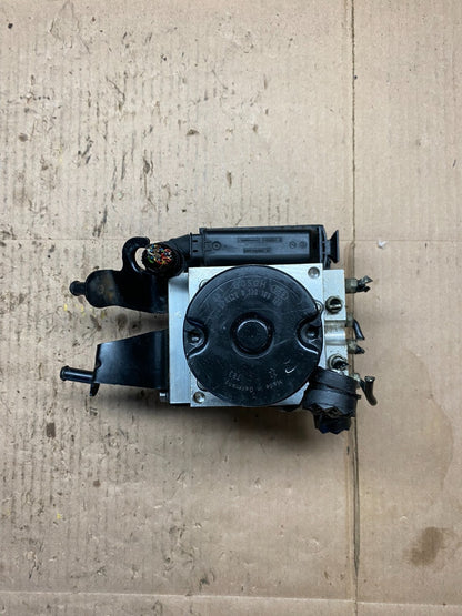 2008 to 2010 BMW 5-Series ABS Anti-Lock Brake Pump 3451 6780647-01 OEM C2244 DG15