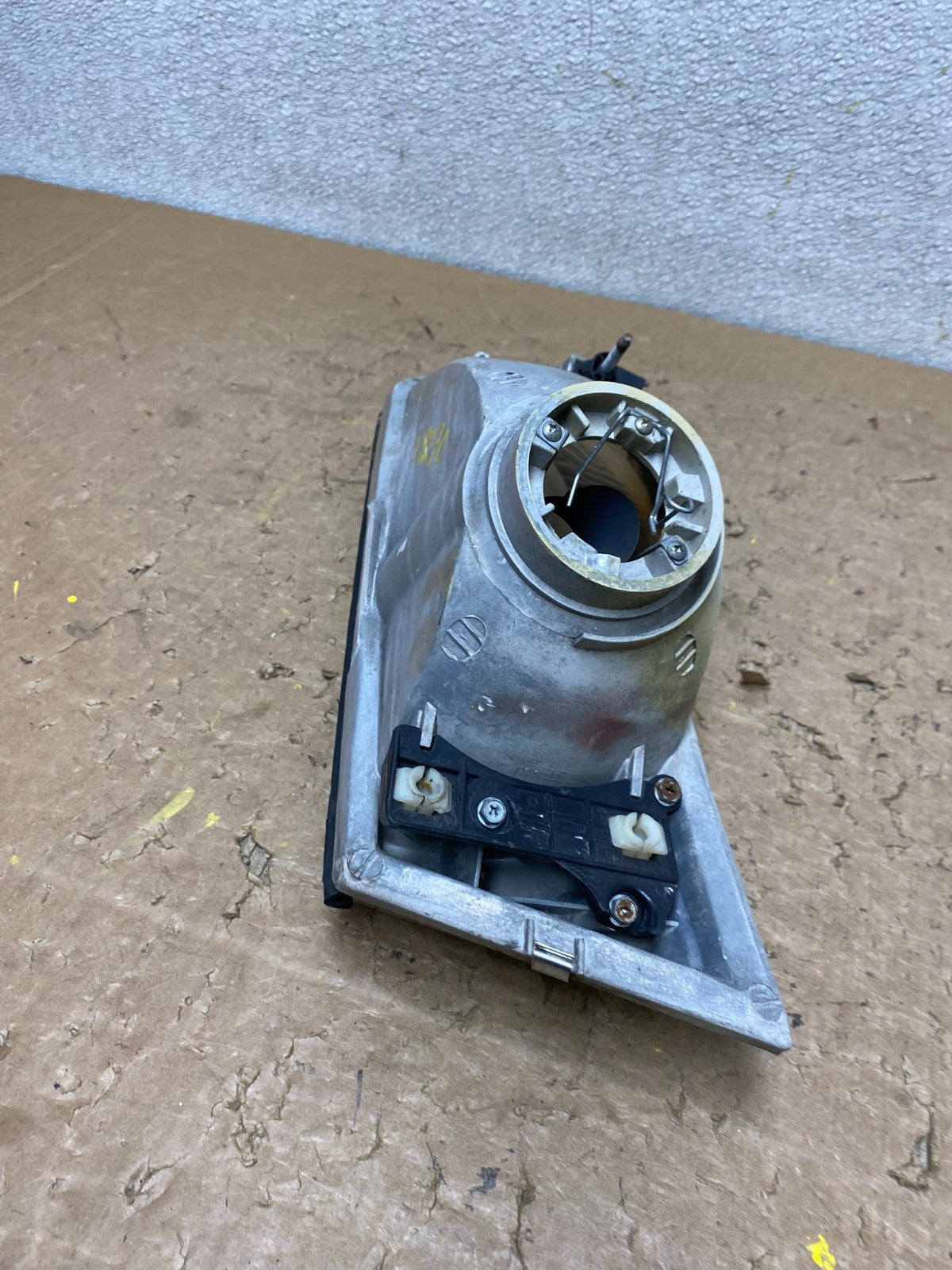 1997 1998 1999 Toyota Camry Right Passenger RH Halogen Headlight V8270 DW5