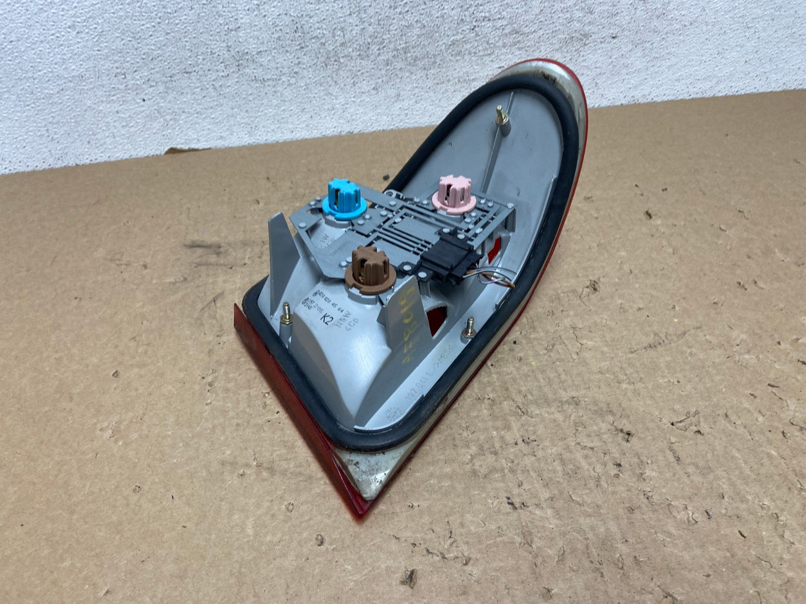 1996 - 1999 Mercedes-Benz E W210 E320 Left Driver Side Tail Light AF8018 LK4