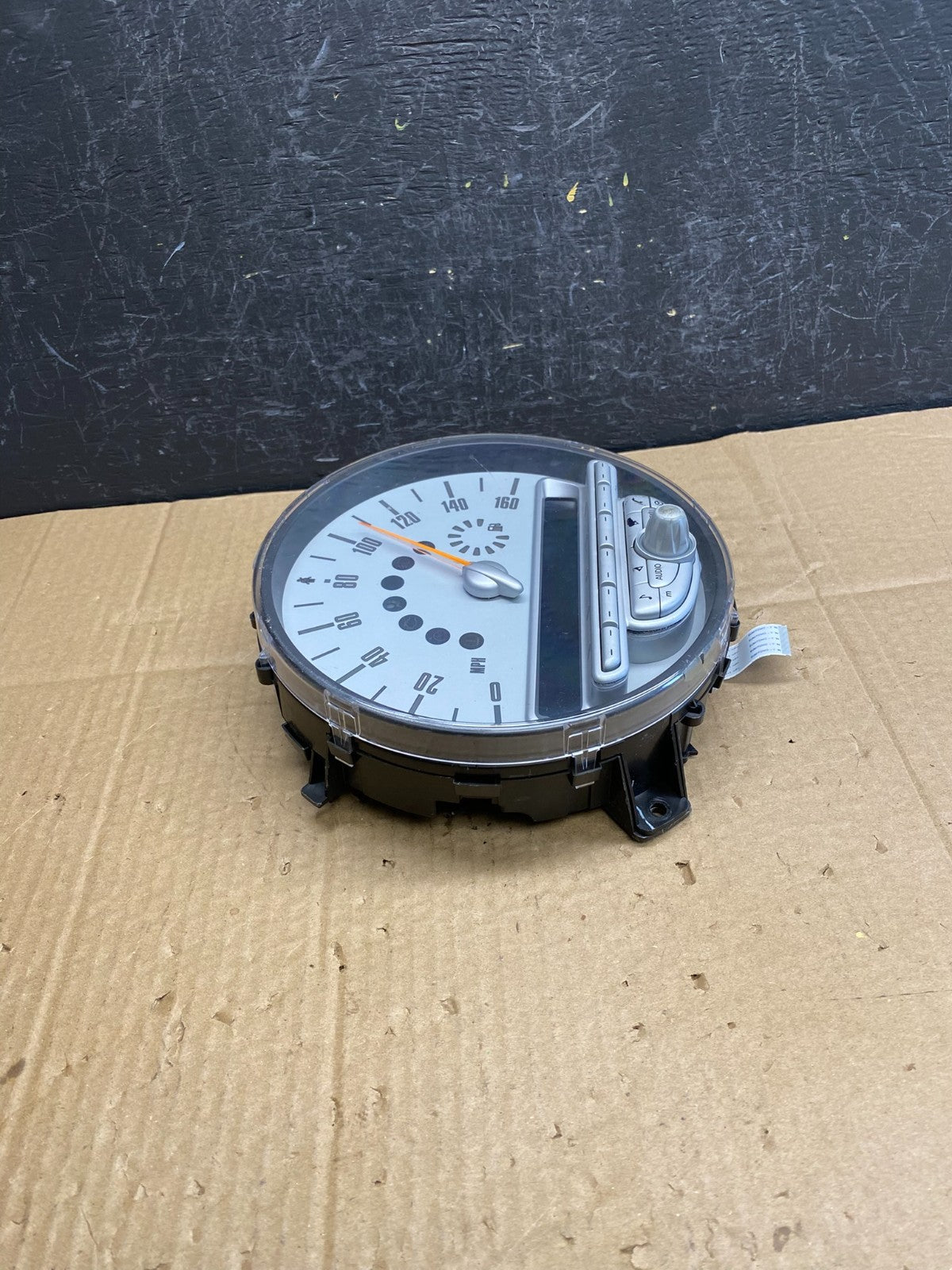 2010 - 2014 Mini Cooper Speedometer Cluster Gauge ac9473 DG1
