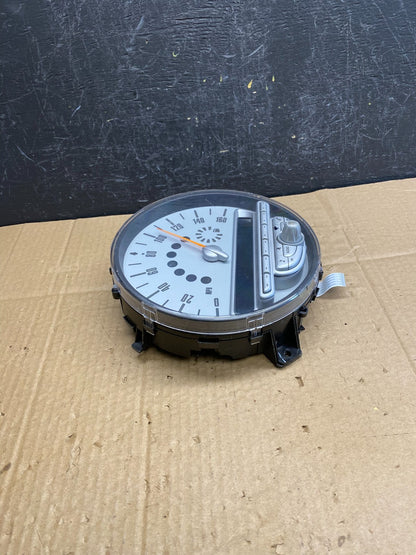 2010 - 2014 Mini Cooper Speedometer Cluster Gauge ac9473 DG1