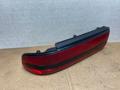 1993 1994 Buick Regal 4 Door Sedan Left Driver Side Tail Light AA63802