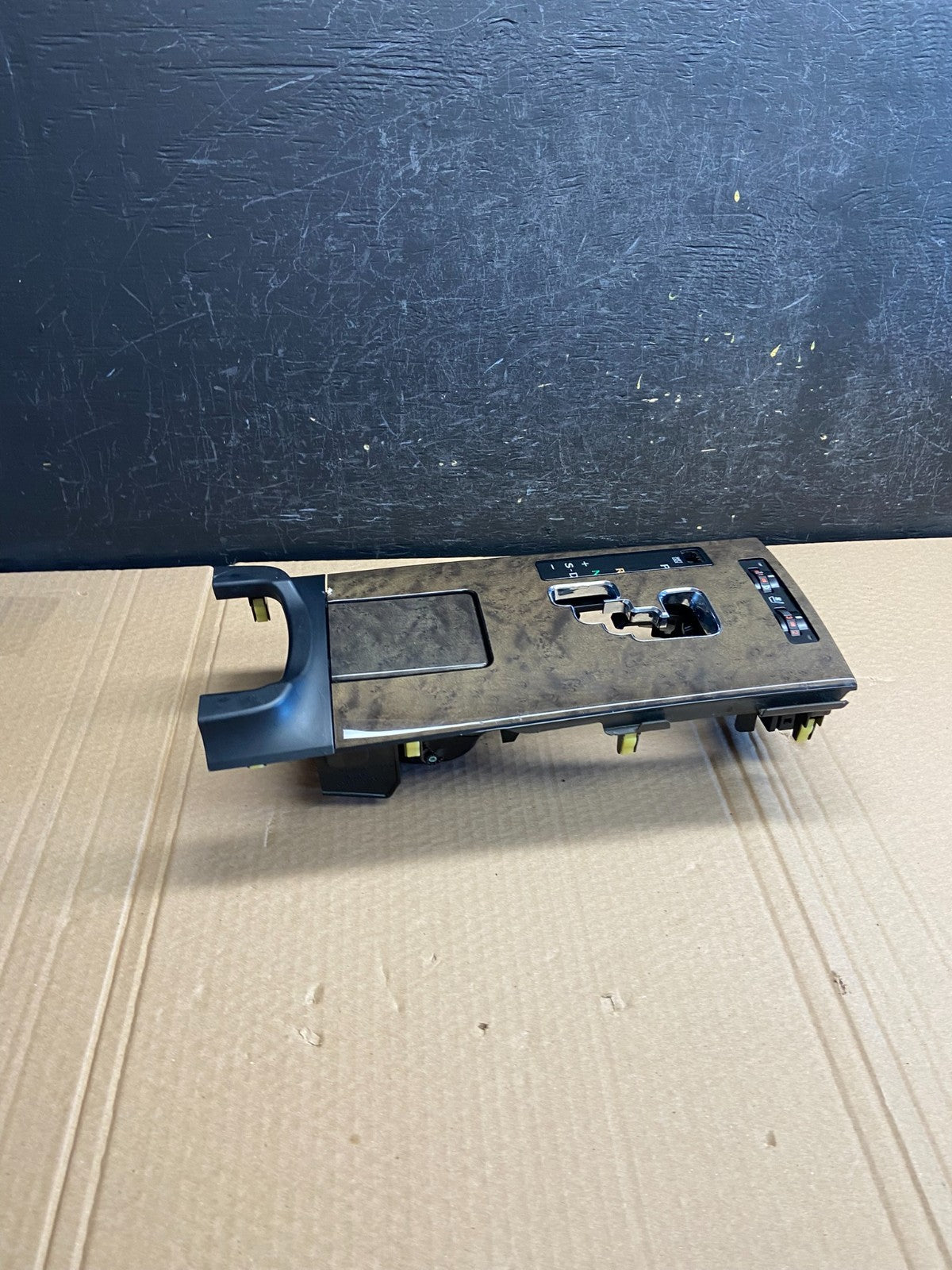 2006 - 2009 Lexus IS250 Center Console Gear Shifter Trim Bezel AF6109 DG2