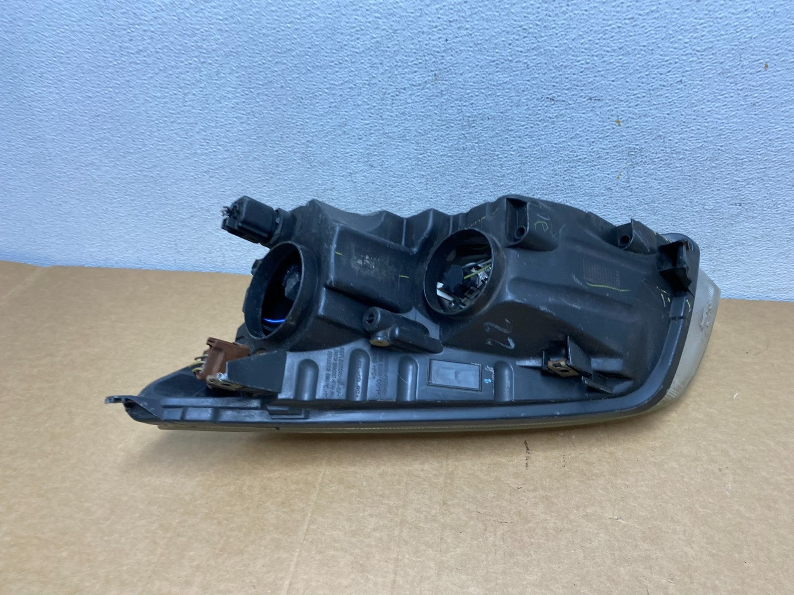 2006 to 2009 Mercury Milan Headlight Right Passenger RH Halogen AD5288 DW10