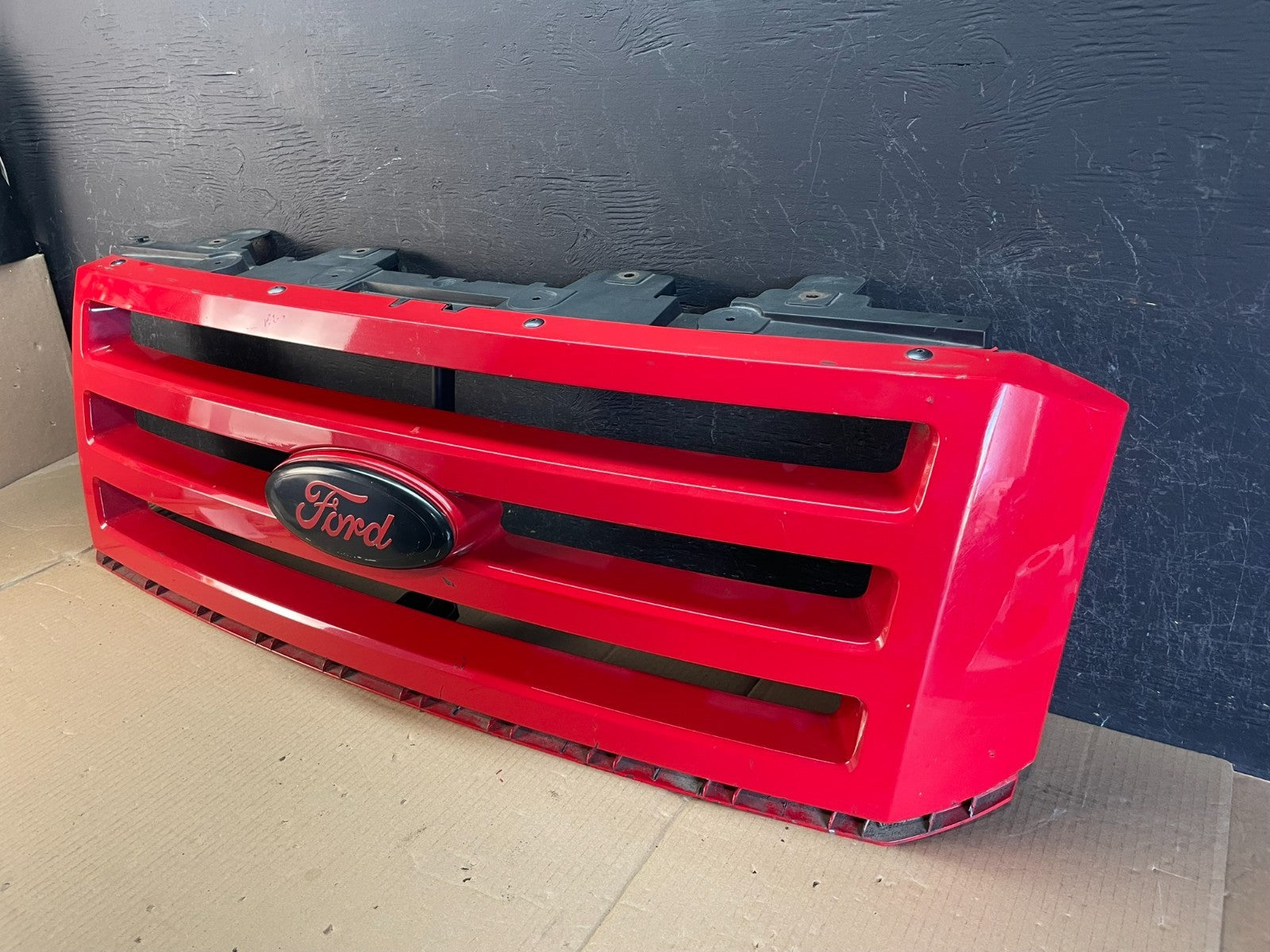 2007 to 2014 Ford Expedition Front Upper Chrome Grill Grille ae3588 DG1