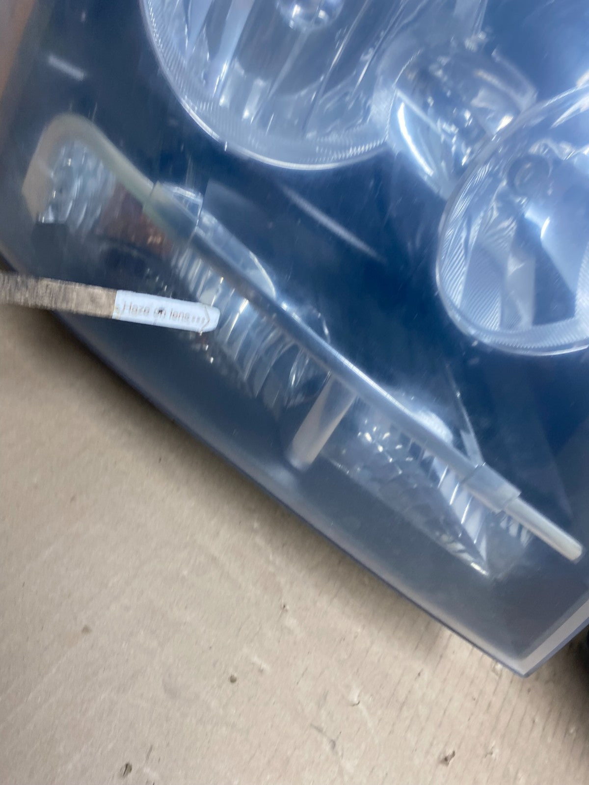 2007 to 2013 Chevrolet Suburban Tahoe Left+Right Set Headlights AI2151 DW5