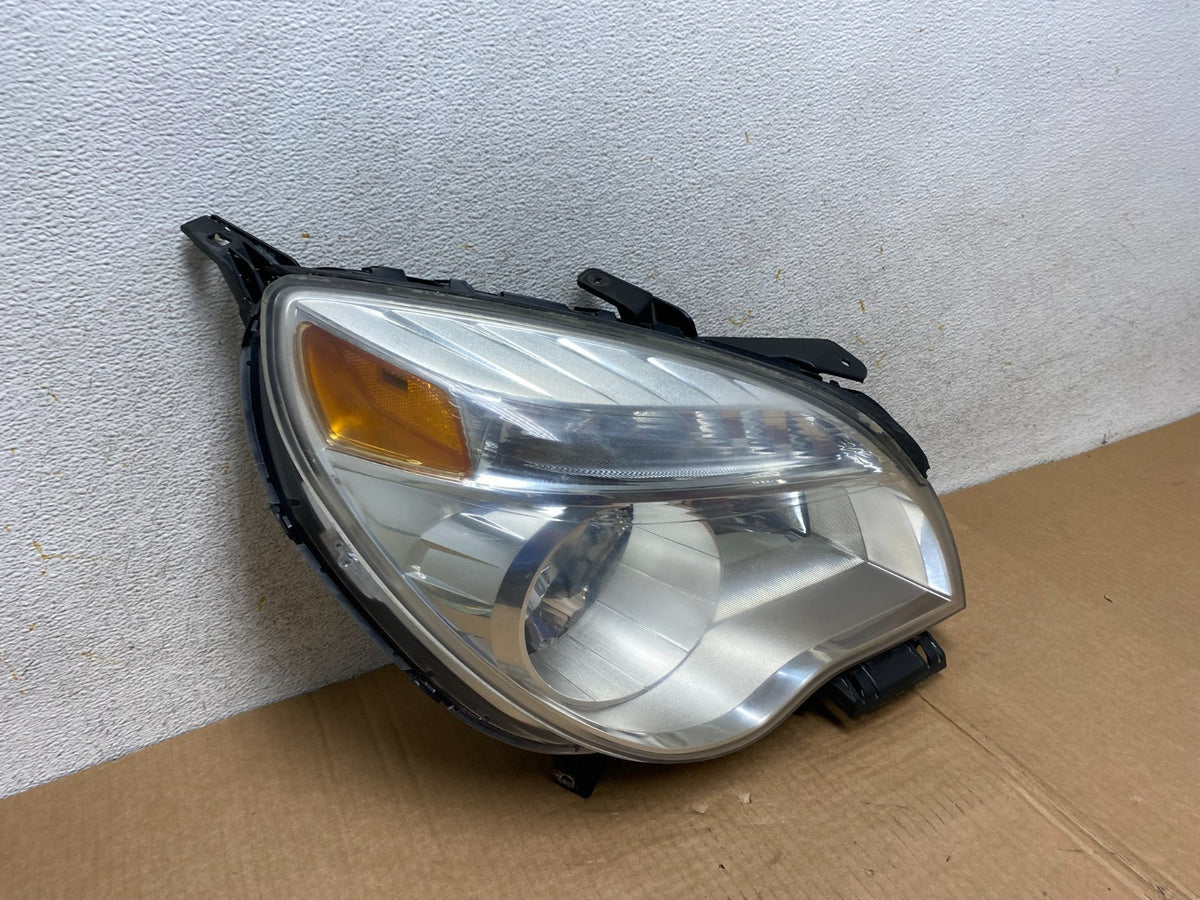 2010 - 2015 Chevrolet Equinox Halogen Headlight Right Passenger Side AI3812 DW2