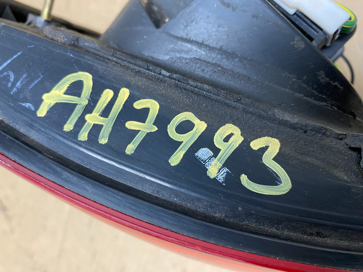 2004 2005 2006 Nissan Sentra Right Passenger Rh Side Tail Light AH7993 LK6