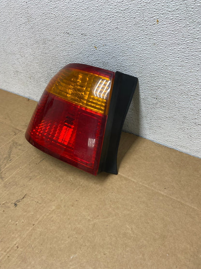 1999 2000 Honda Civic Sedan Left Side Tail Light AD6230 DW1