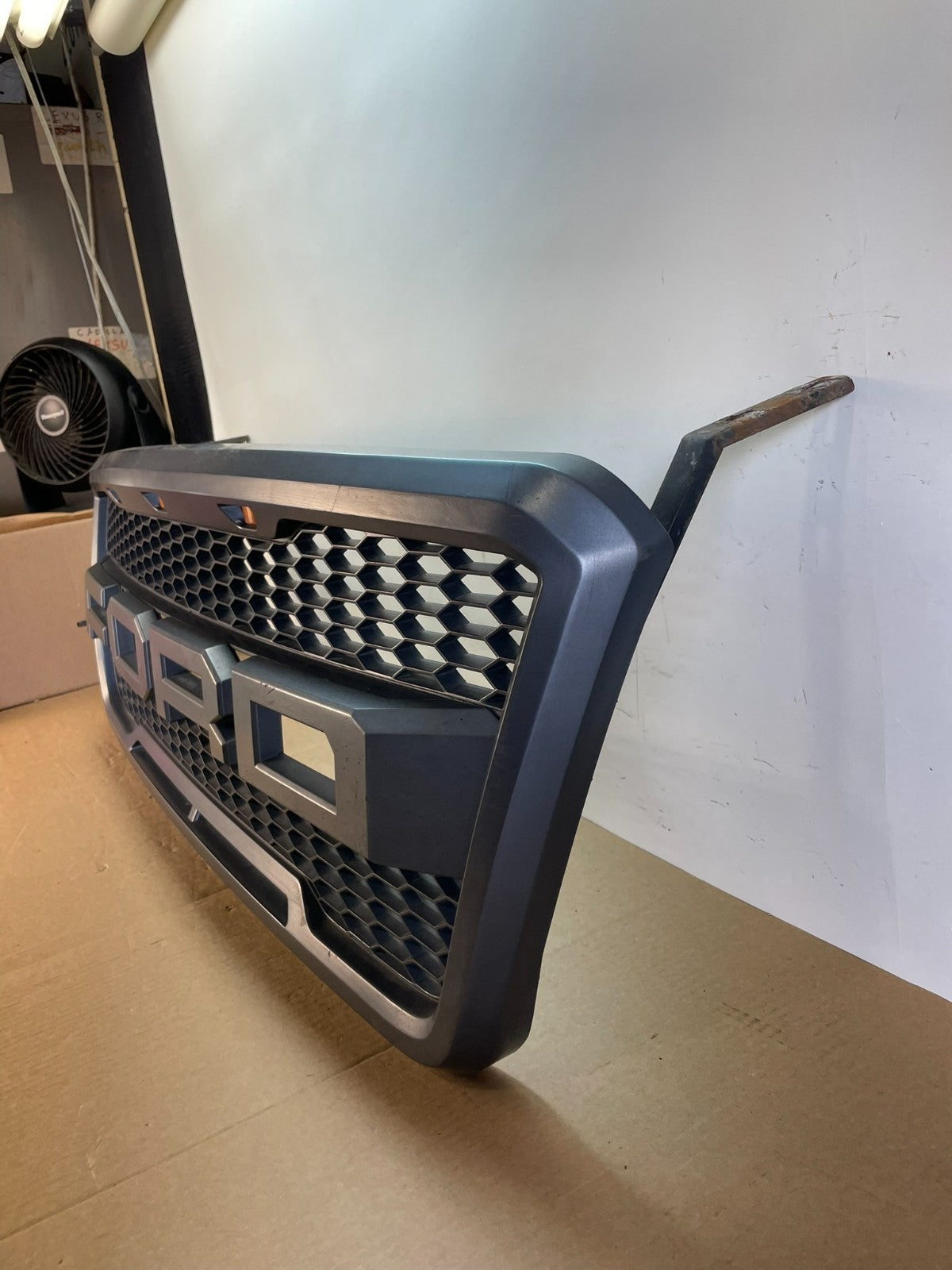 2004 to 2008 Ford F150 Raptor Style Front Upper Grille Grill ah0061 DG1