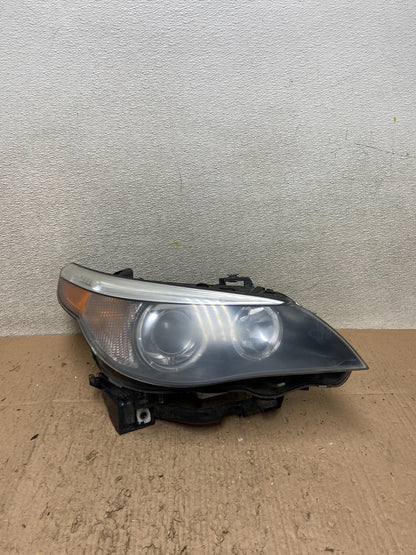 2004 to 2007 BMW 525i 5 Series Headlight Right Passenger Xenon AFS Y3468 DW0
